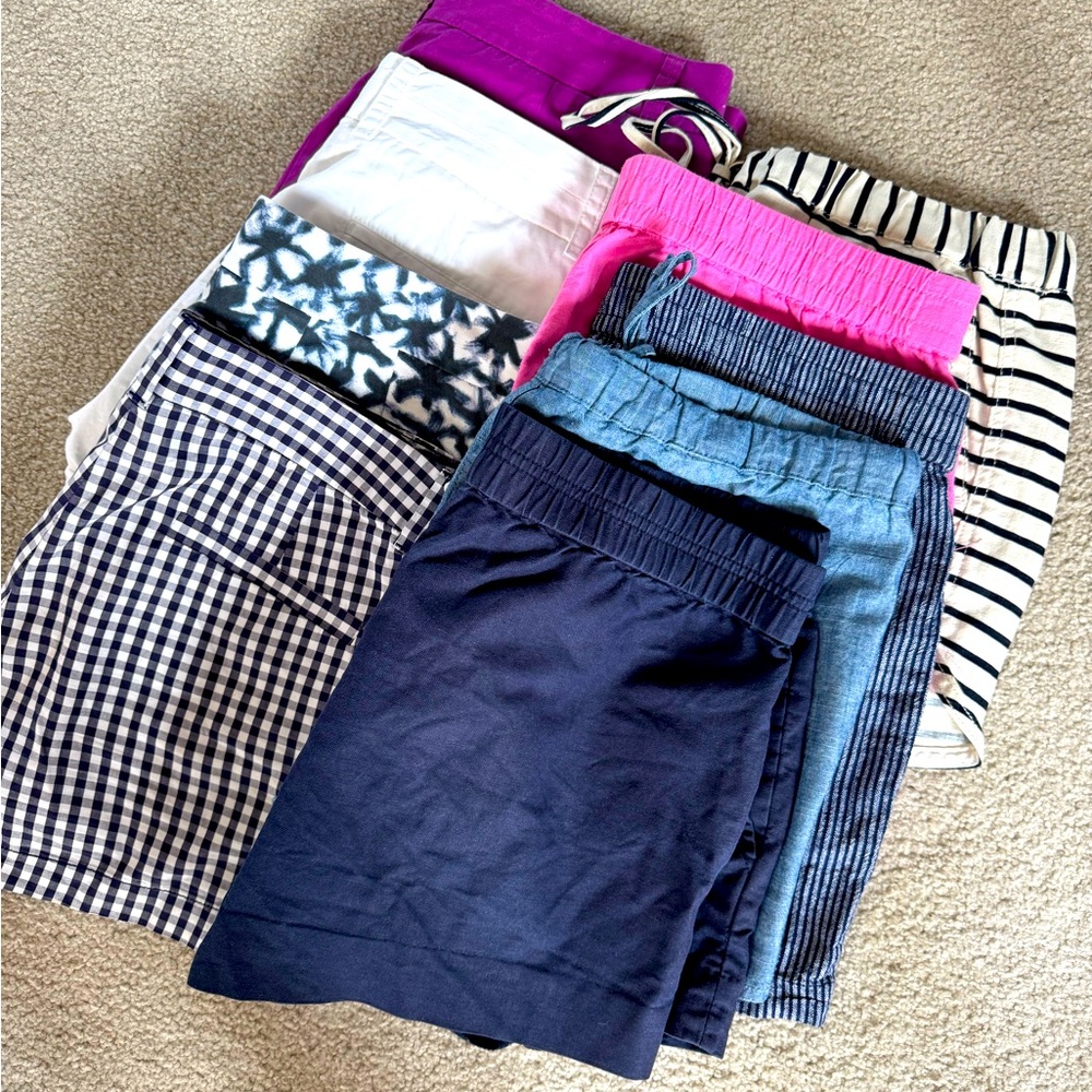 8 pairs of JCrew Shorts all size 4 or small. Great condition.